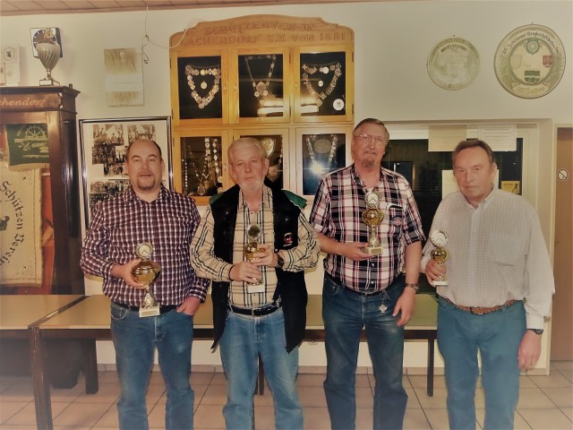 v.l. Sieger Ralph Müller, Dietmar Zache, Dieter Fricke und Rainer Koch